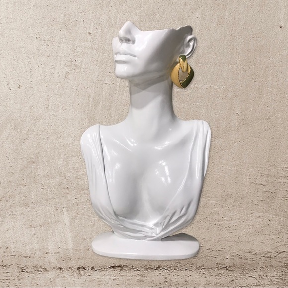 Set of 3 Fashion Earrings - Picture 8 of 10